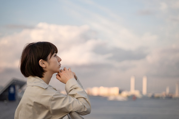 退職について考えている女性